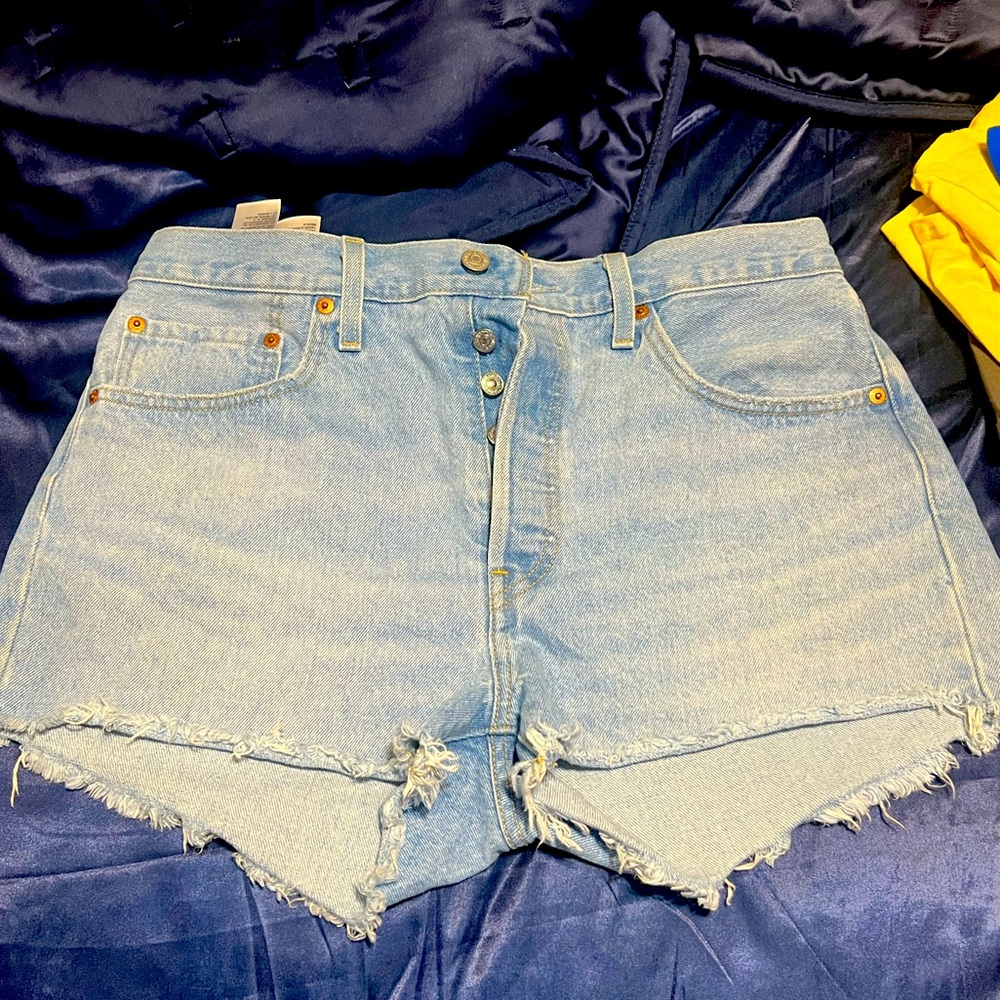 Levis 501 Denim Blue Women's Shorts size 31